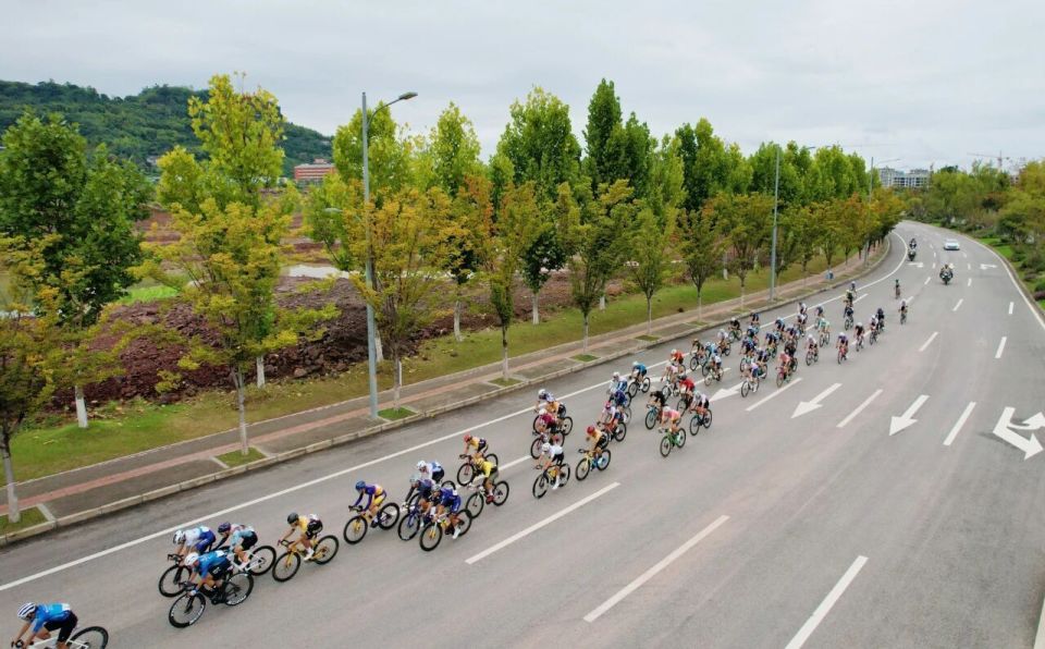 hbgEh, 选手们迅速, src hbgEh, 选手们迅速, src