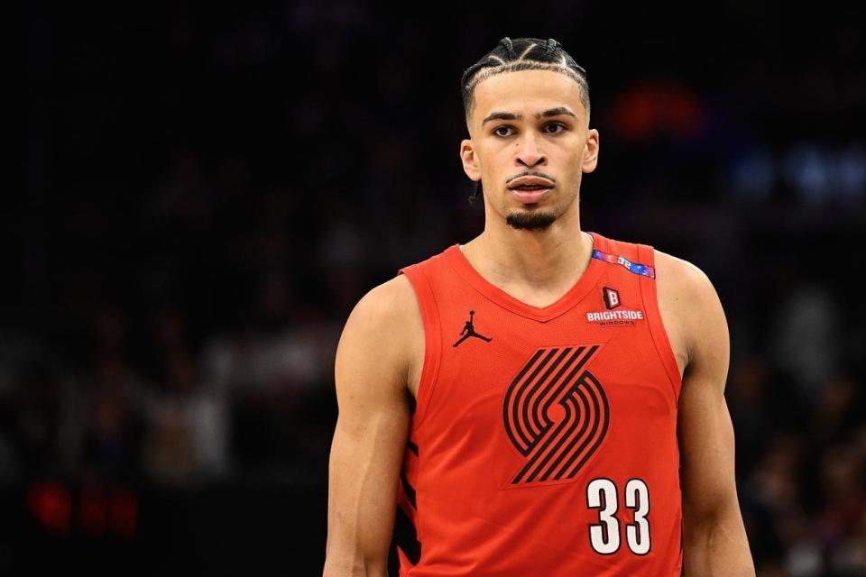 而且卡马拉 而且卡马拉