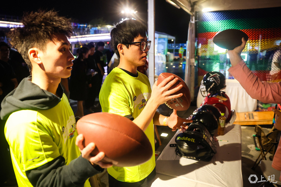 逐日环湖, 襄盛举, bt